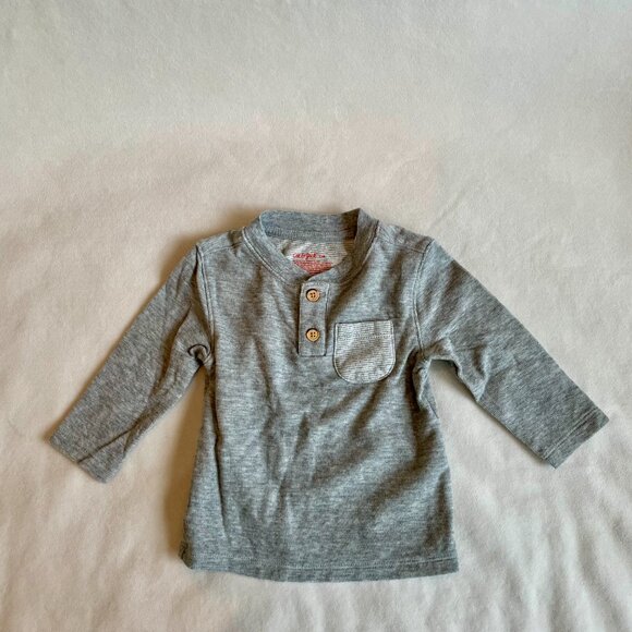 6-Piece 12-Month Boy Long-Sleeve Bundle in EUC - Picture 3 of 7